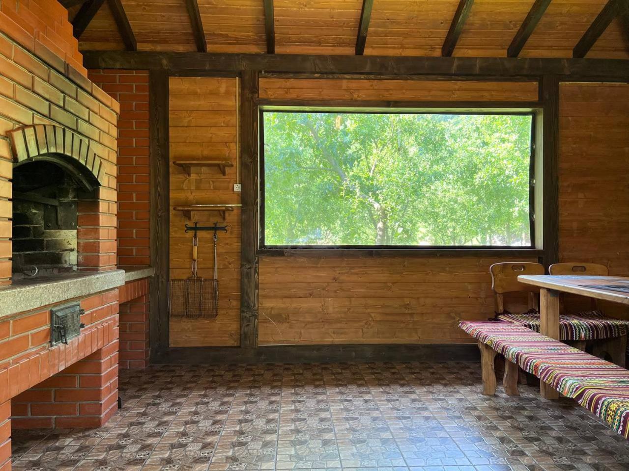 Анничка Villa Khorotseve Eksteriør billede