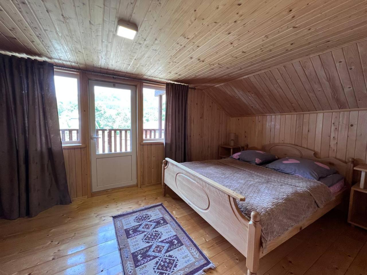 Анничка Villa Khorotseve Eksteriør billede
