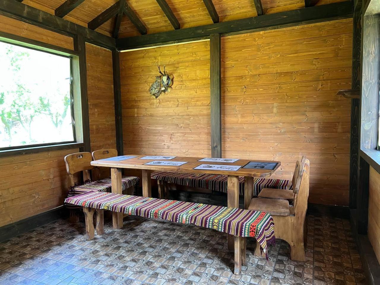 Анничка Villa Khorotseve Eksteriør billede